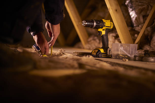 Best Fiberglass Insulation in Oakwood, GA